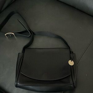 Skagen black leather crossbody purse